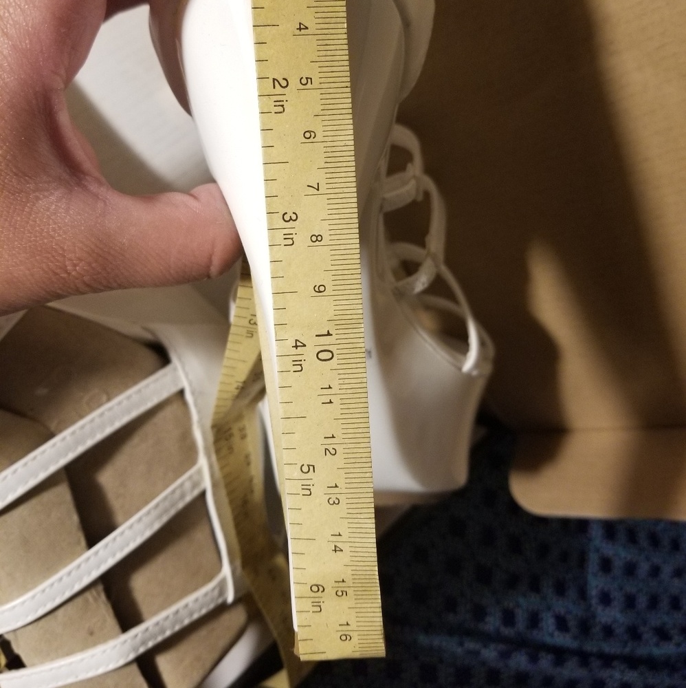 Shoes - Picture 5 of 7